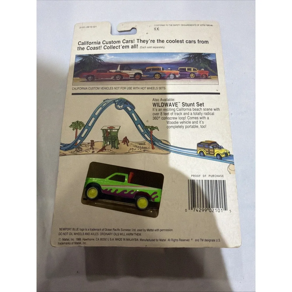 2 Hot Wheels California Custom Beach Patrol Truck Green‎ 1989& 40's Woodie. New